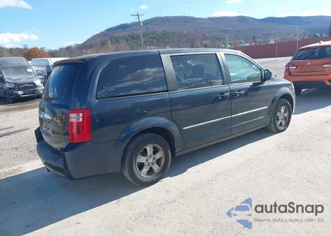 2008 Dodge Grand Caravan Sxt z USA, uszkodzony, nr VIN 2D8HN54P28R831012